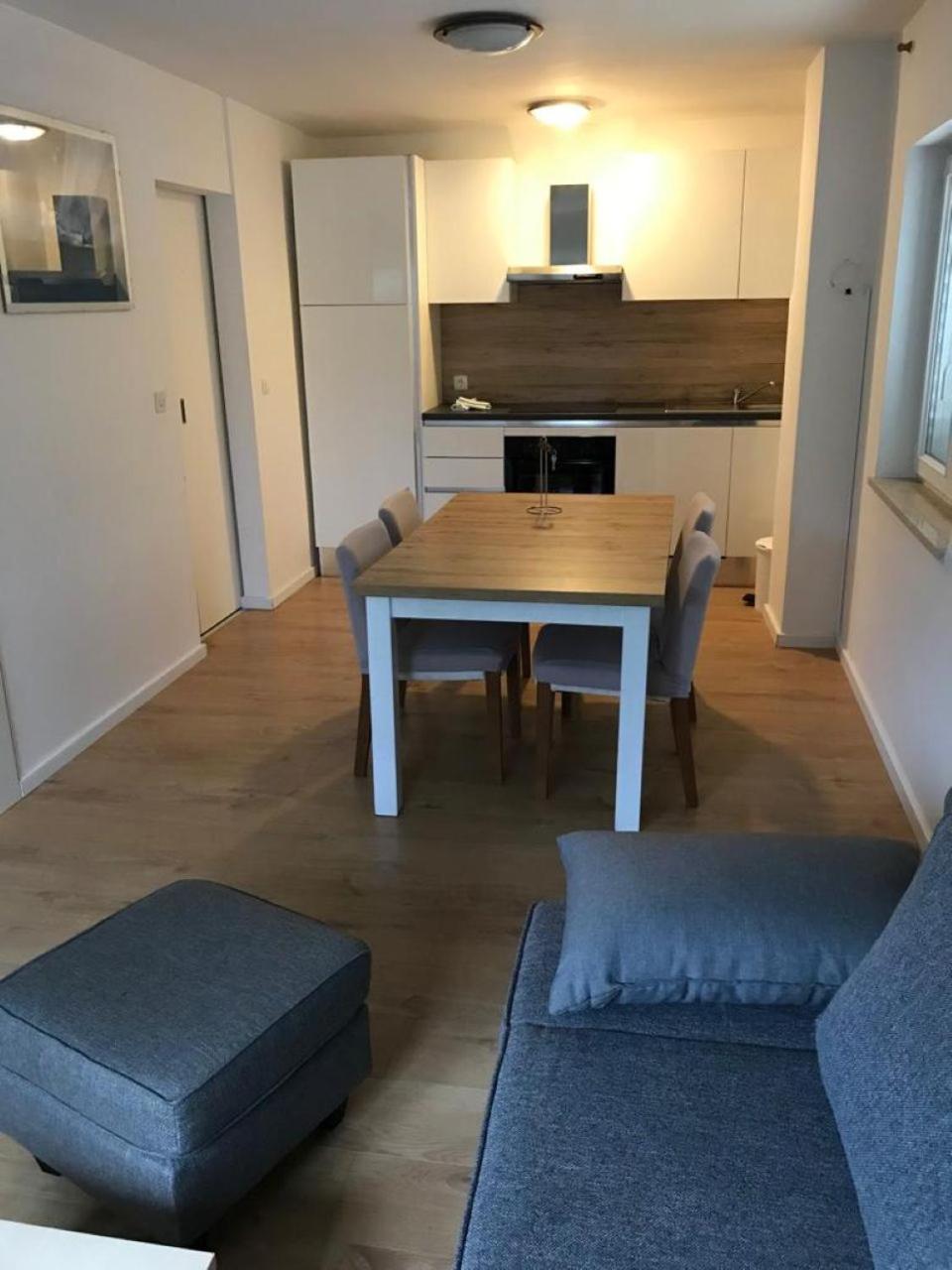Maestral Apartman *